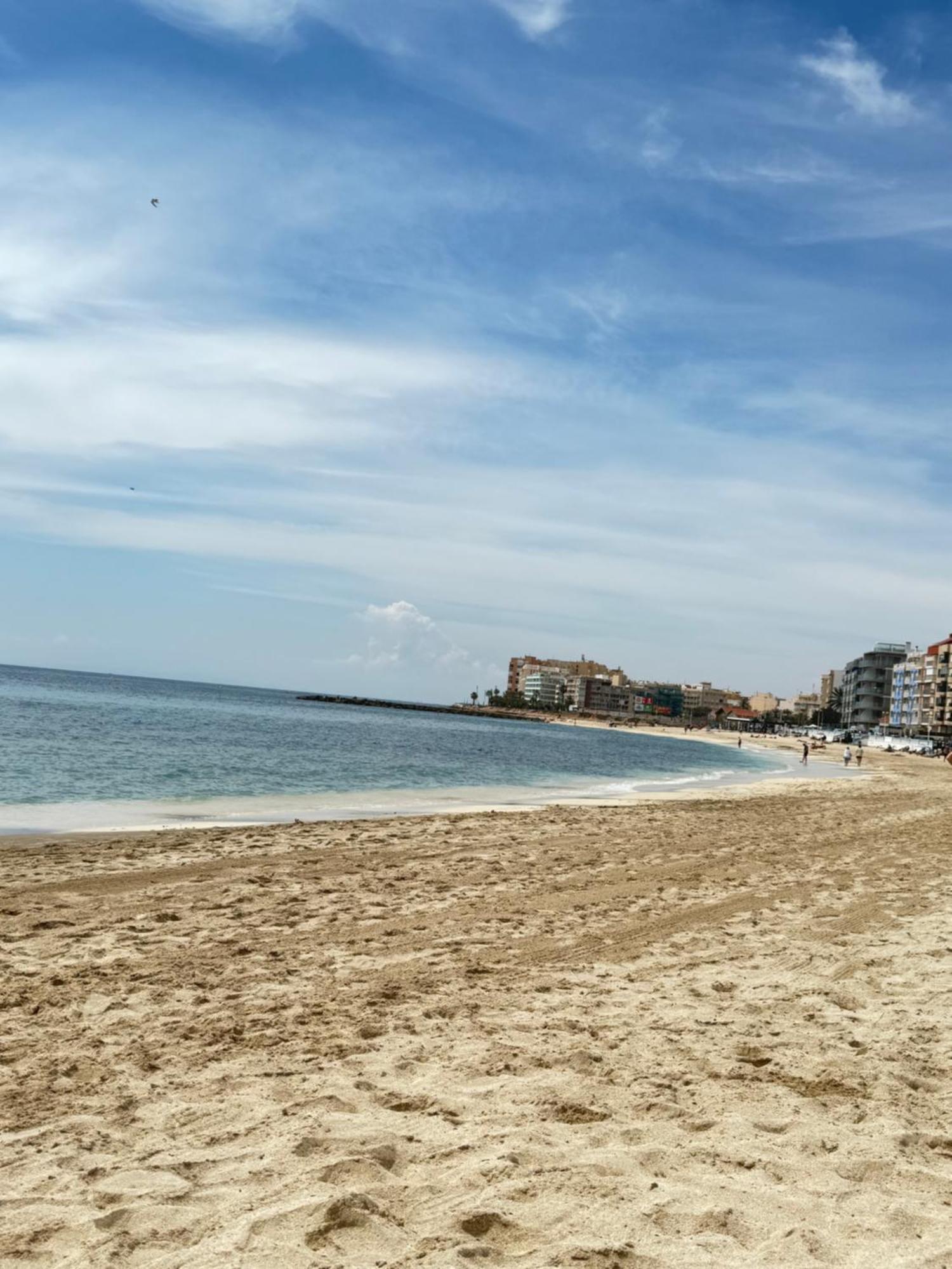 Beach Apartament In Torrevieja Eksteriør bilde